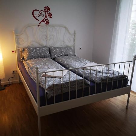 פרנקפורט Apartment Near Fair And Central City In Few Min, With Garden מראה חיצוני תמונה